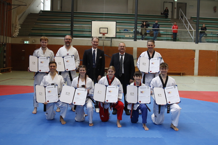 Taekwondo: DAN Prüfung beim TSV Unterhaching